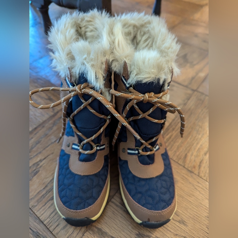 Bearpaw Winter Boots- Size 7M